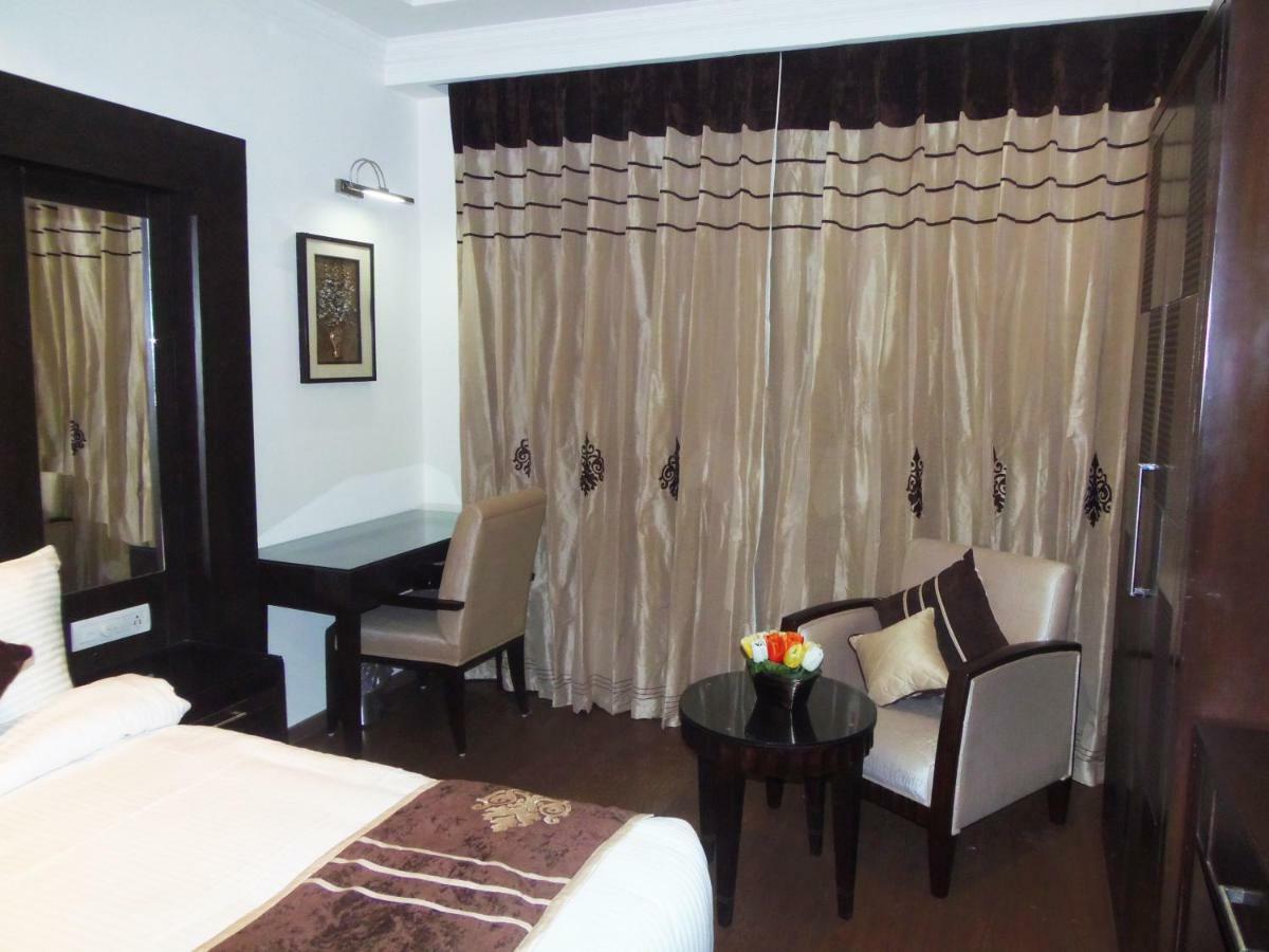 Bluemont Beacon Hotel New Delhi Gurgaon Eksteriør bilde