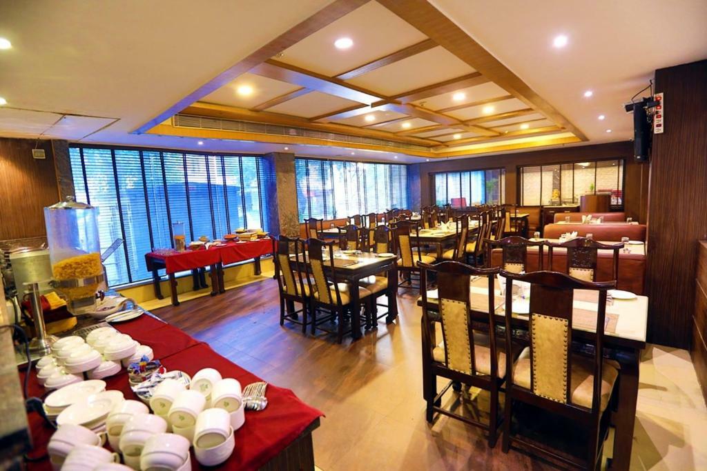 Bluemont Beacon Hotel New Delhi Gurgaon Eksteriør bilde