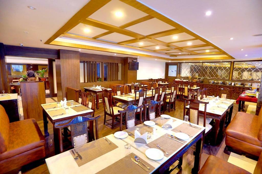 Bluemont Beacon Hotel New Delhi Gurgaon Eksteriør bilde
